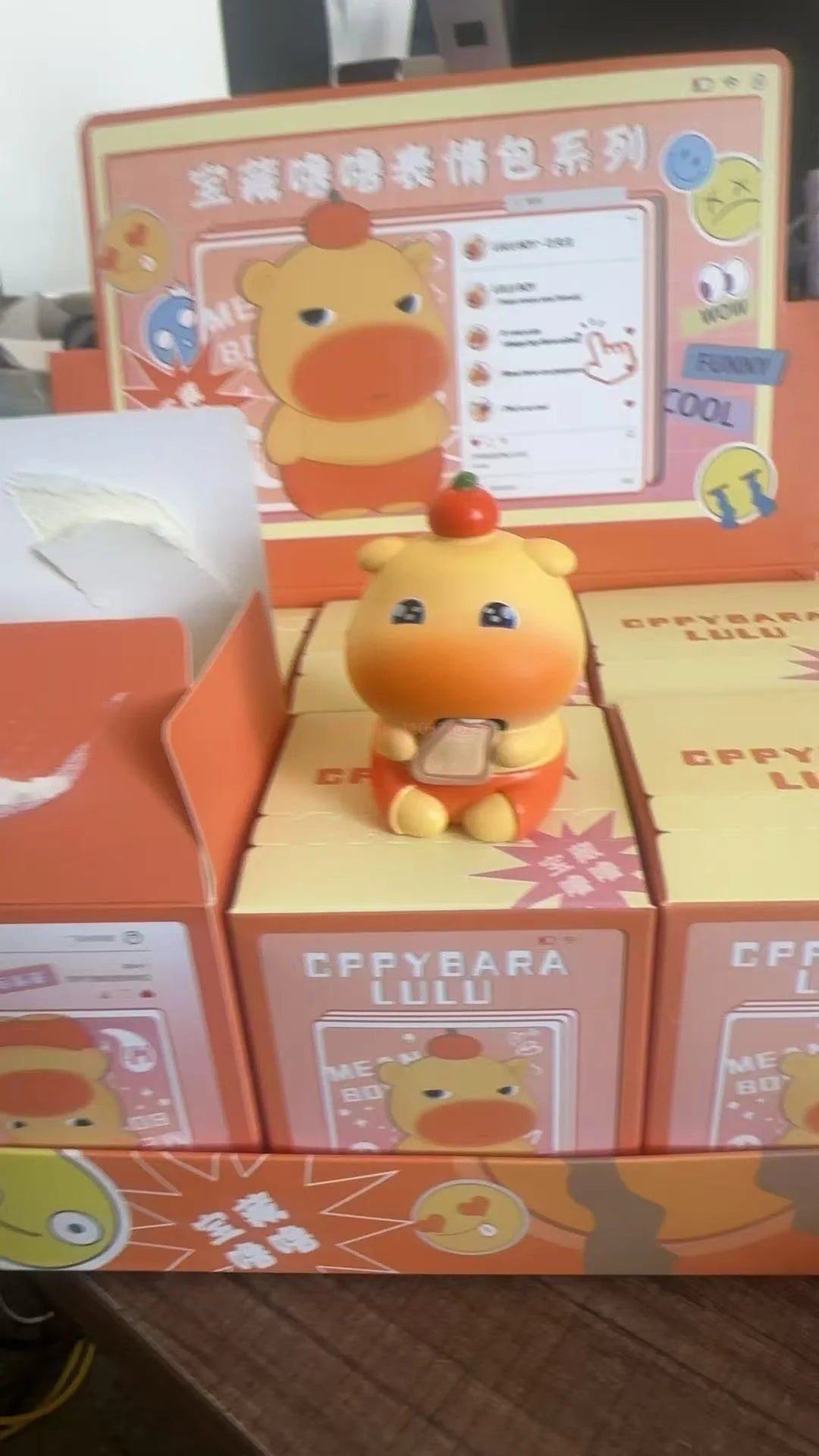 New Cute Capybara Lulu Blind Box Super Kawaii Trendy Cartoon Chat Stickers Figure Desktop Ornament Dolls Girl High Quality Gifts